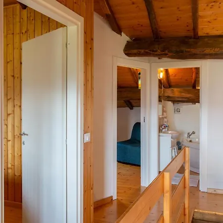 Casa Kiwi Monti di Villa